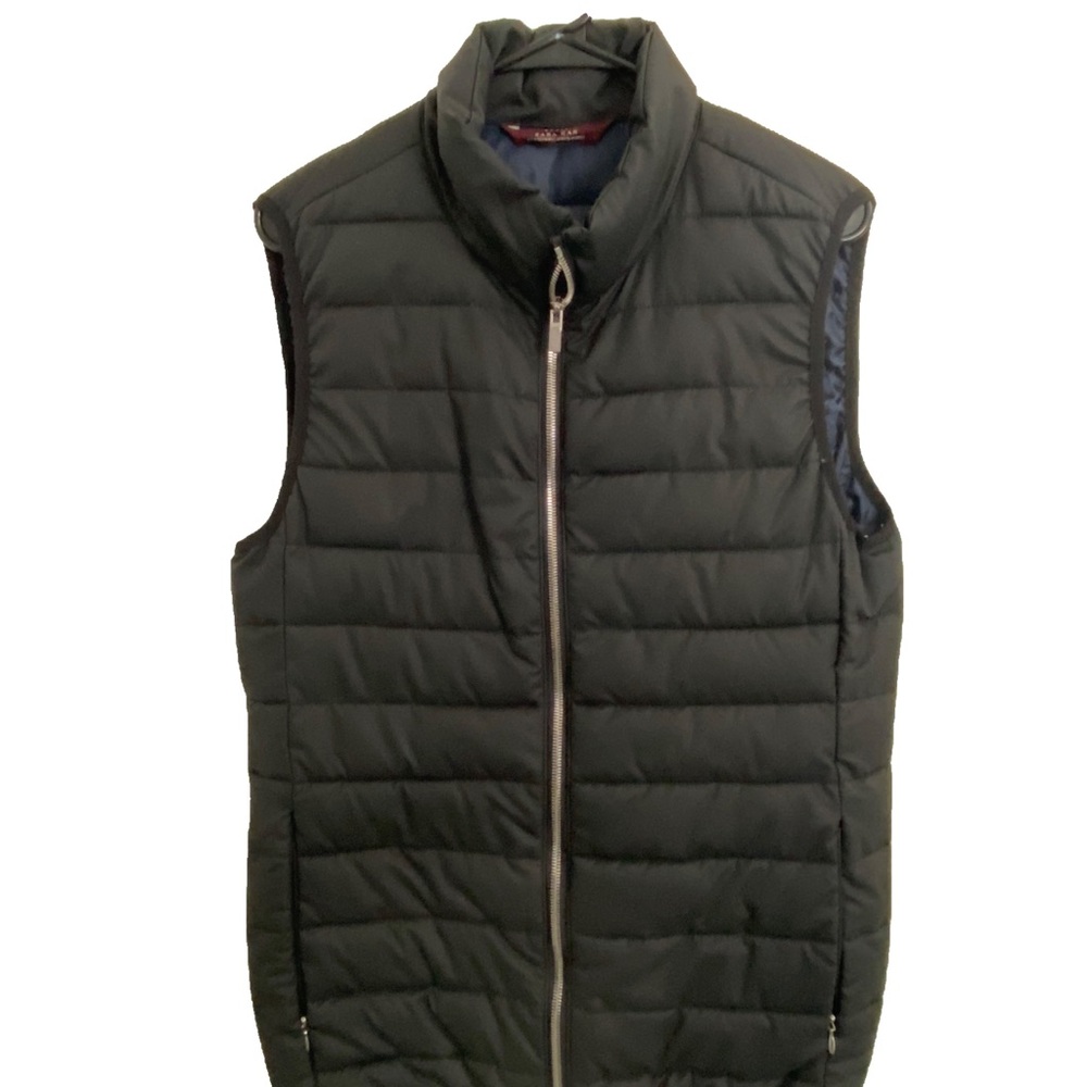 COPY - Great quality puffer vest!